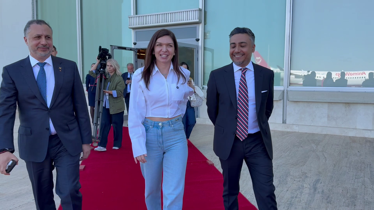 Simona Halep a semnat! „Vreau cât mai multe vacanțe!”