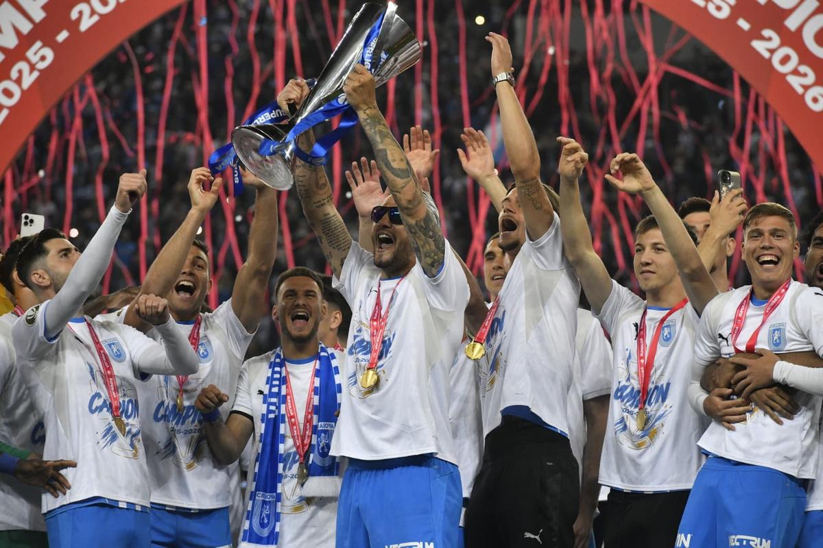 Universitatea Cluj vrea să facă primul transfer pentru cupele europene: unul dintre cei mai buni mijlocași din Superligă!