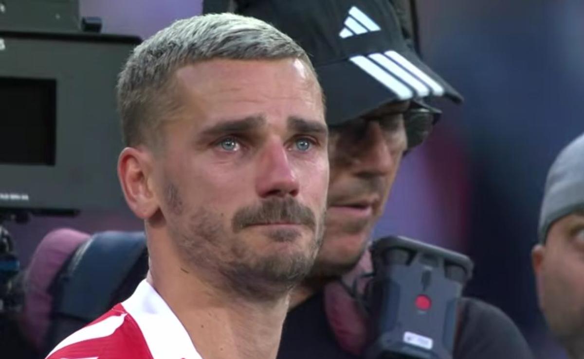 Atletico în lacrimi » Metropolitano și-a luat rămas bun de la legenda Antoine Griezmann: „Am greșit când am mers la Barcelona. Vă cer iertare”