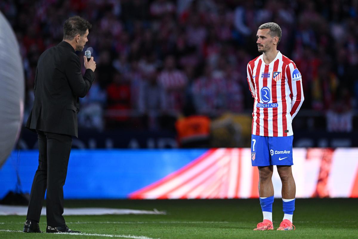 Atletico în lacrimi » Metropolitano și-a luat rămas bun de la legenda Antoine Griezmann: „Am greșit când am mers la Barcelona. Vă cer iertare”
