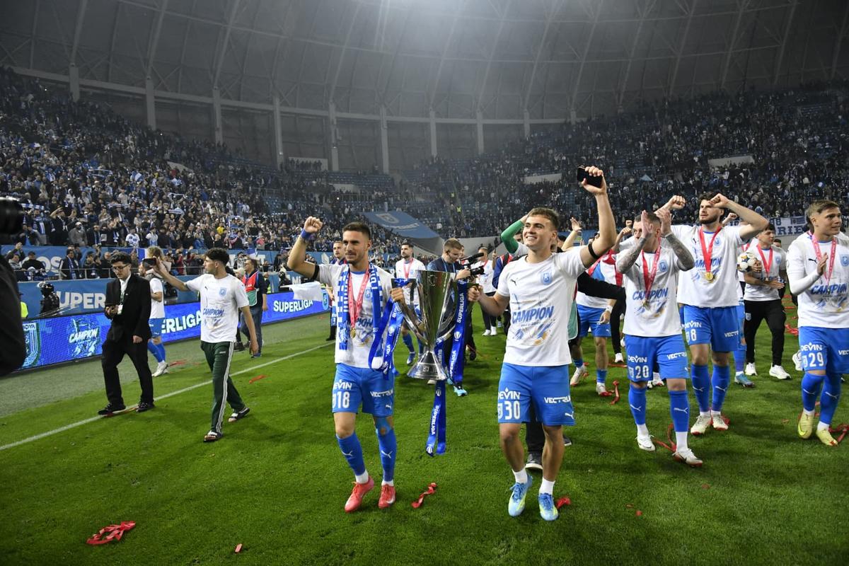Universitatea Cluj vrea să facă primul transfer pentru cupele europene: unul dintre cei mai buni mijlocași din Superligă!