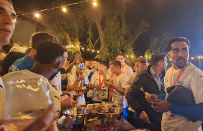 Planul oltenilor pentru ziua de astăzi, după o petrecere de pomină » Cum a arătat meniul campionilor