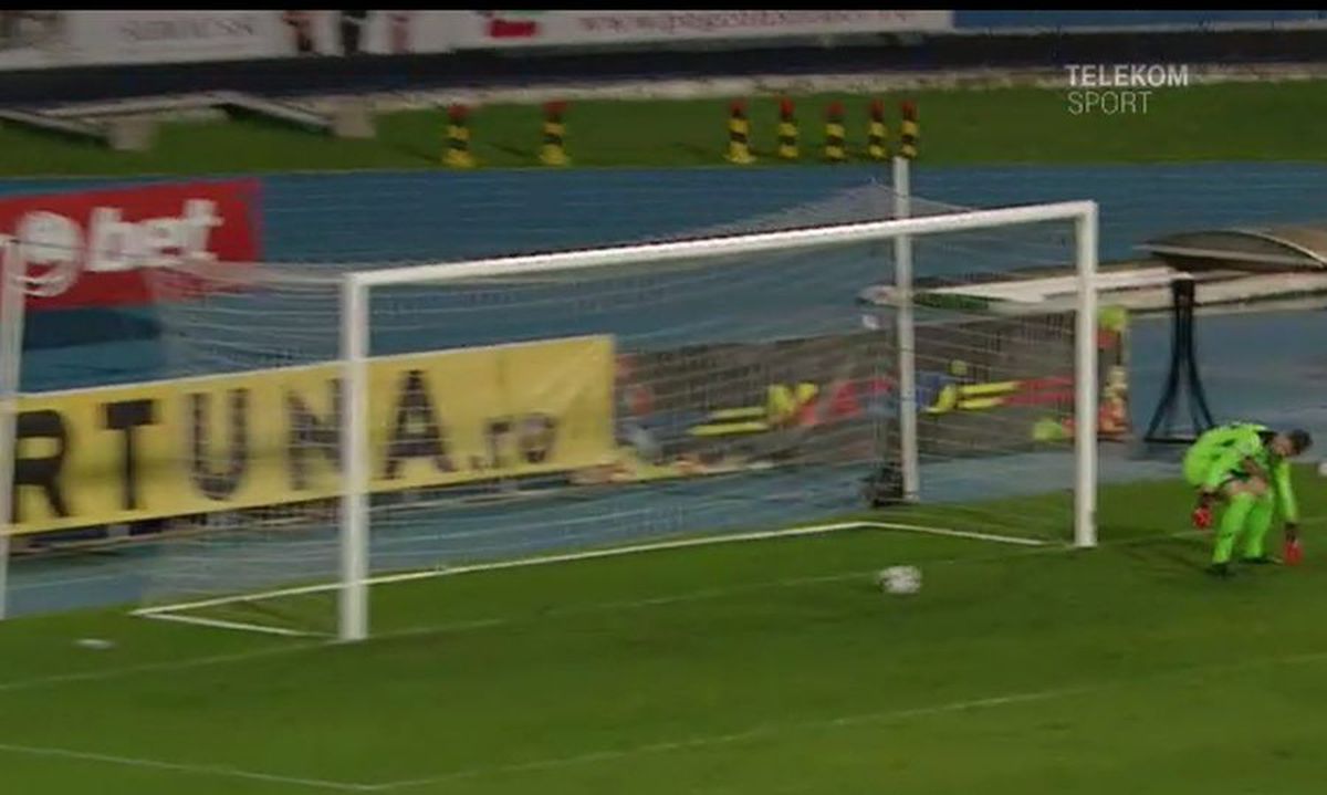 POLI IAȘI - CLINCENI. VIDEO + FOTO Gafa sezonului comisă de viitorul portar al lui Gigi Becali! A rămas mască pe teren