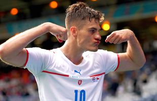 Moment incredibil la Euro 2020 » Eroul Cehiei, plin de sânge la faza golului