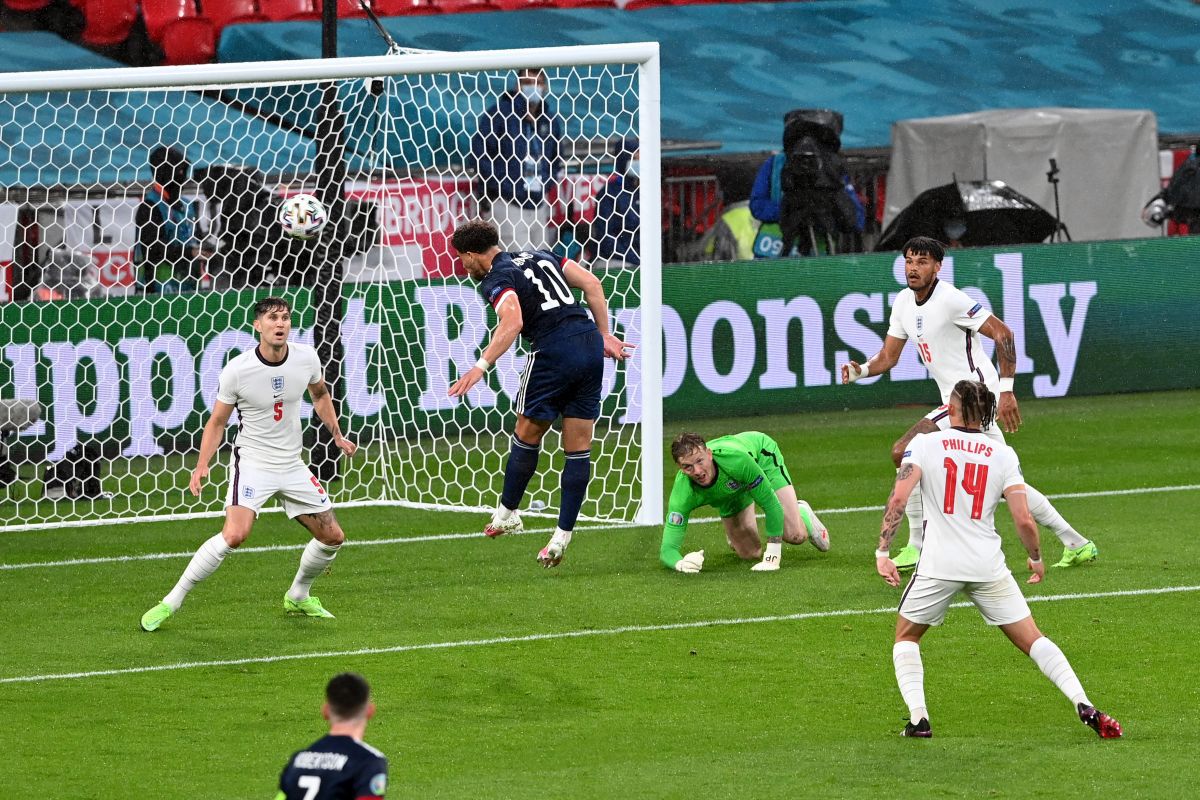 Victor Pițurcă l-a desființat pe Harry Kane: „Să fim serioși, sare mingea din el! Real Madrid se păcălea cu el”