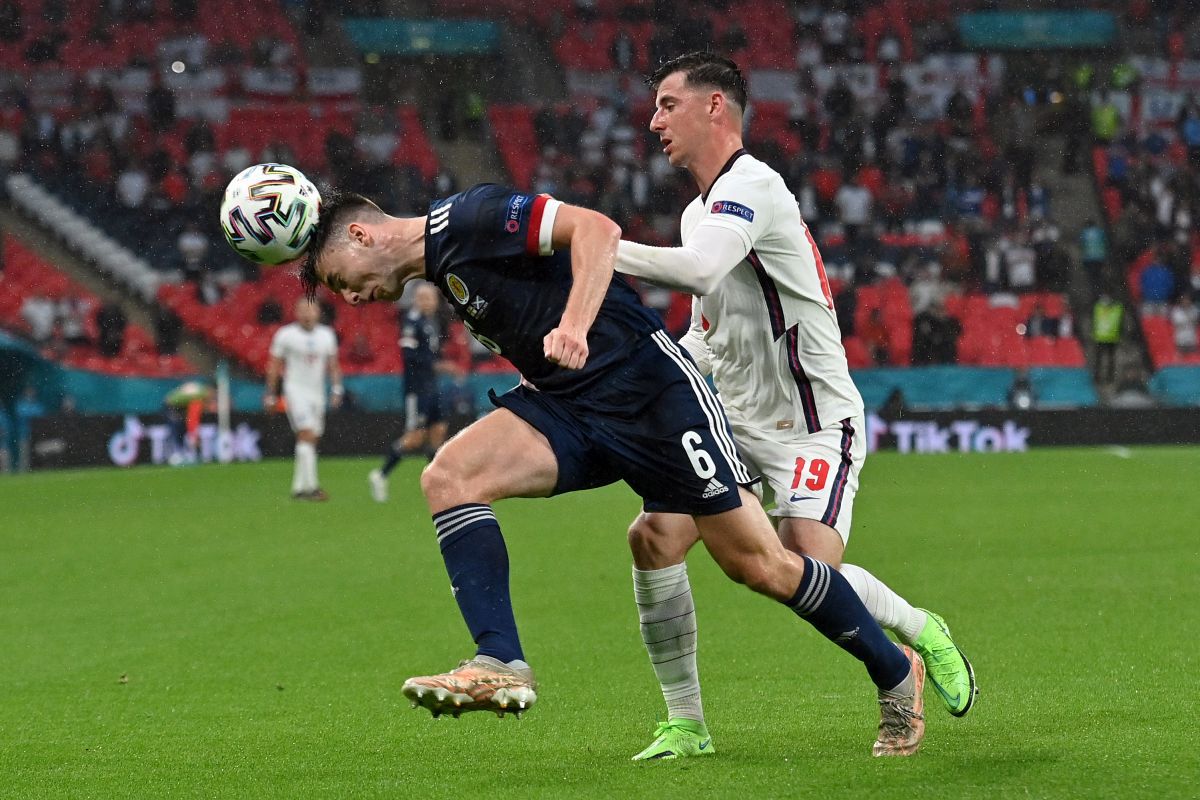 Victor Pițurcă l-a desființat pe Harry Kane: „Să fim serioși, sare mingea din el! Real Madrid se păcălea cu el”