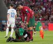 Cristiano Ronaldo, luat în brațe de un spectator care a intrat pe teren