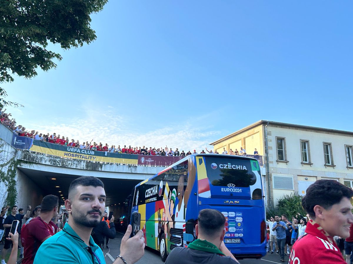 Cristiano-mania la Leipzig! Imagini spectaculoase: „Ronaldo, Ronaldo” a răsunat în preajma stadionului