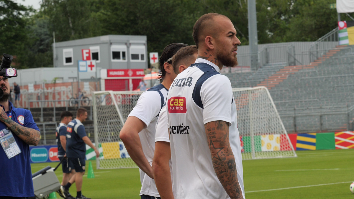 Discursul care a transformat naționala » Cum și-a motivat Edi Iordănescu elevii înainte de România - Ucraina