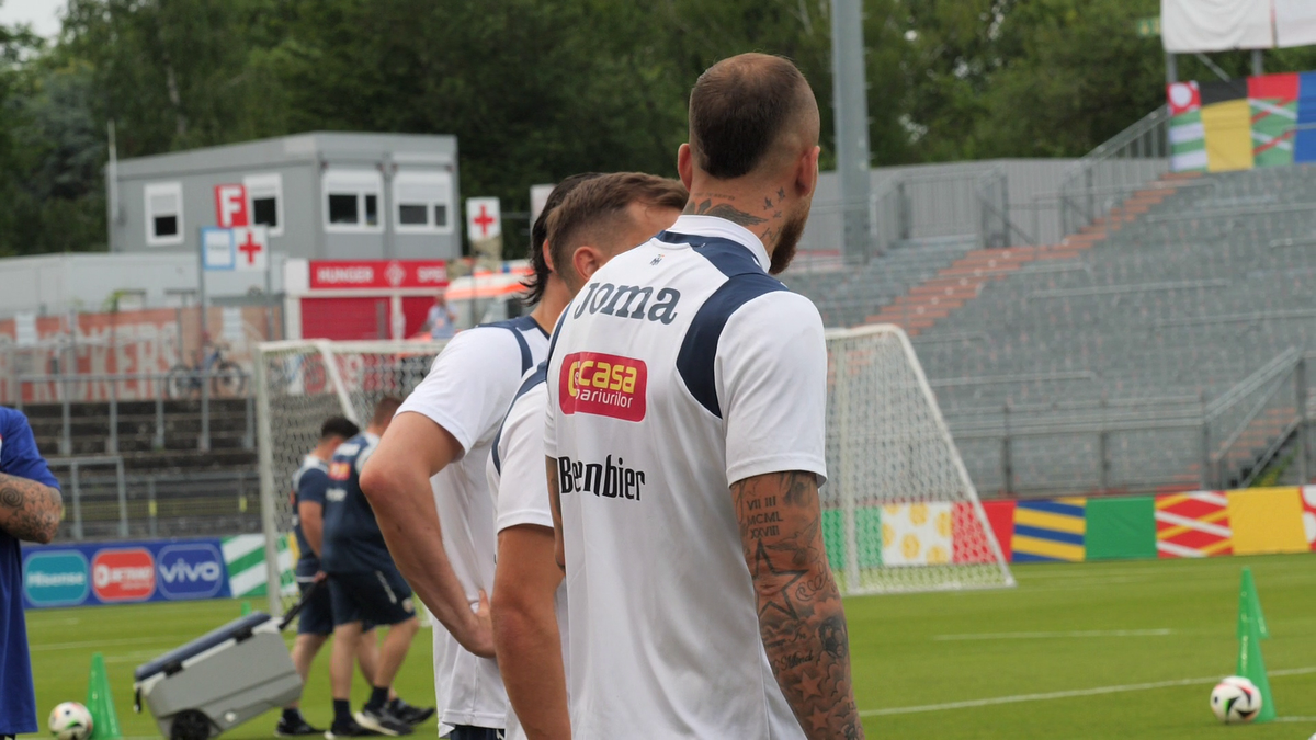 Discursul care a transformat naționala » Cum și-a motivat Edi Iordănescu elevii înainte de România - Ucraina