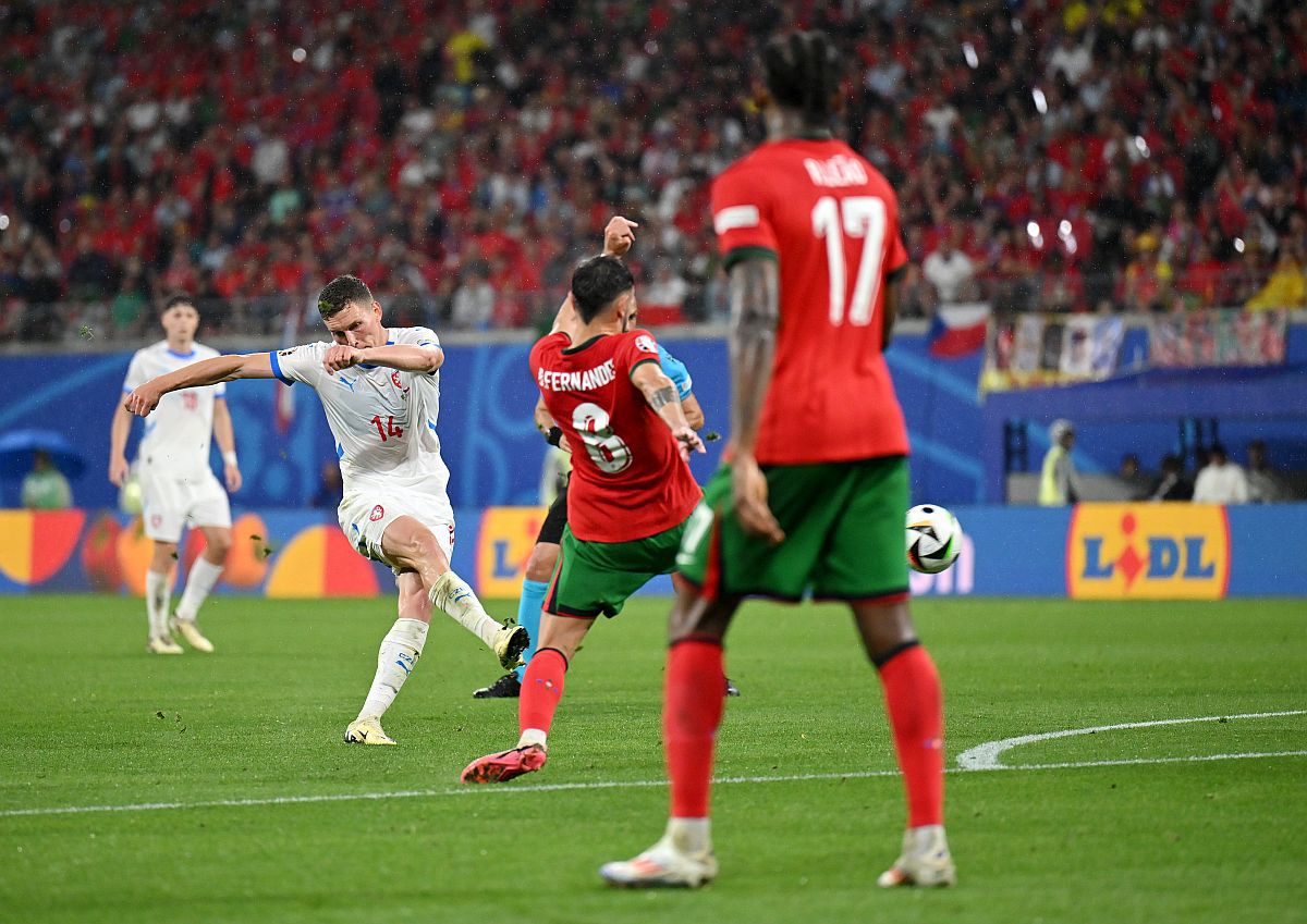 Portugalia - Cehia 2-1 » Ce vedete, dar ce chin! 92 de minute de muncă sisifică pentru un debut cu victorie la Euro