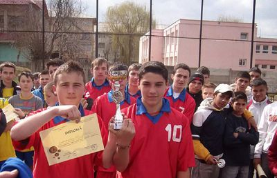 10 imagini neștiute cu Nicolae Stanciu, eroul României la Euro 2024 » A făcut naveta cu vecinii, iar o accidentare cumplită putea să-i curme marele vis