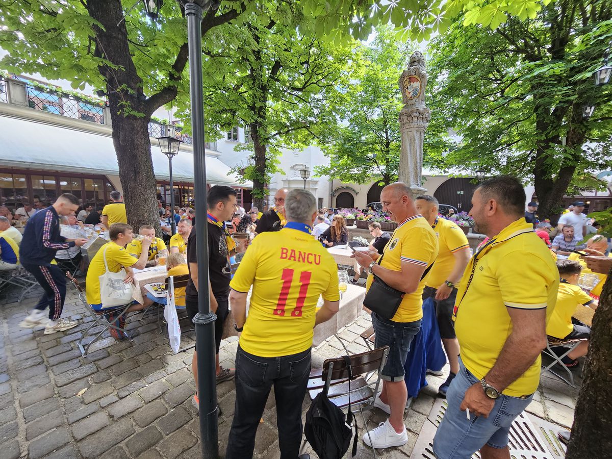 Mihai Rotaru, patronul Universității Craiova, la berărie în Munchen