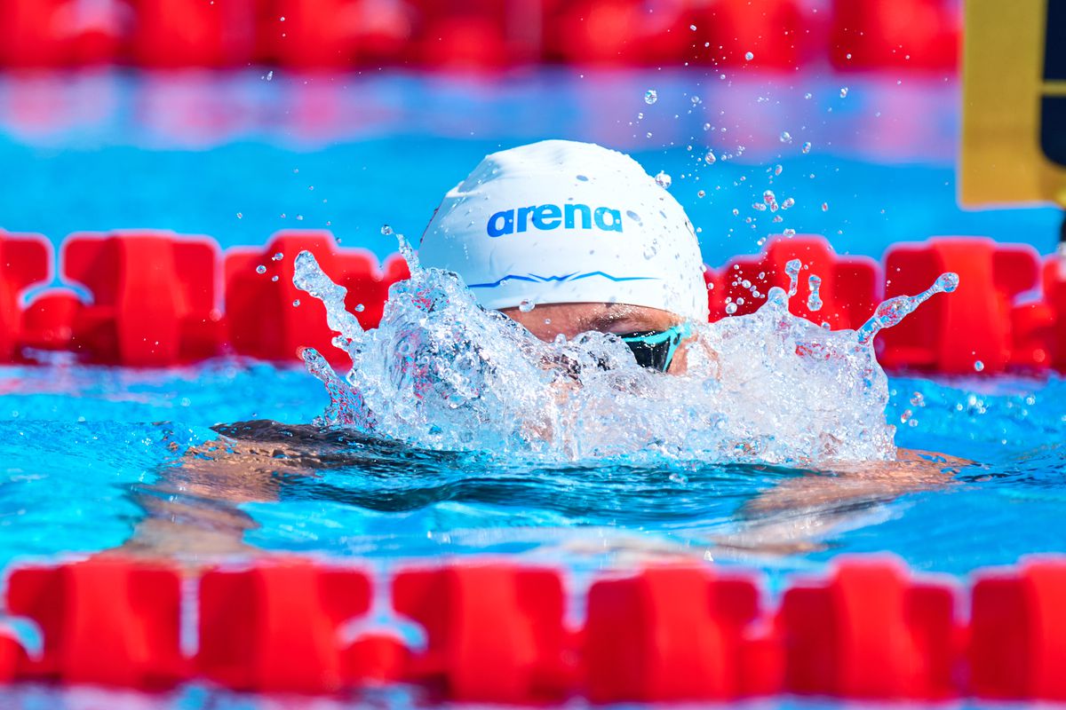 David Popovici s-a calificat cu primul timp în finala probei de 100 metri liber la Campionatele Europene de la Belgrad