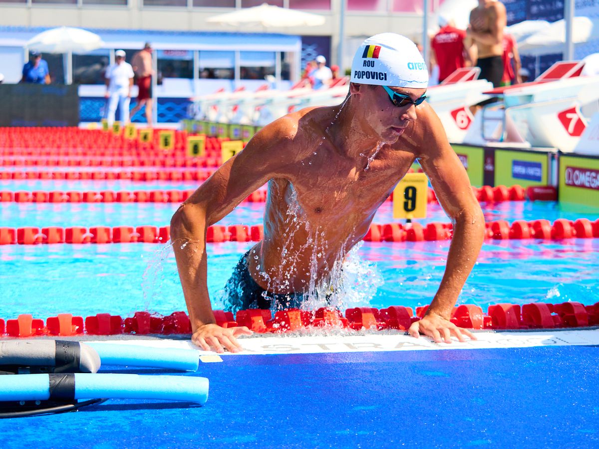 David Popovici s-a calificat în semifinale cu cel mai bun timp la 100 m liber