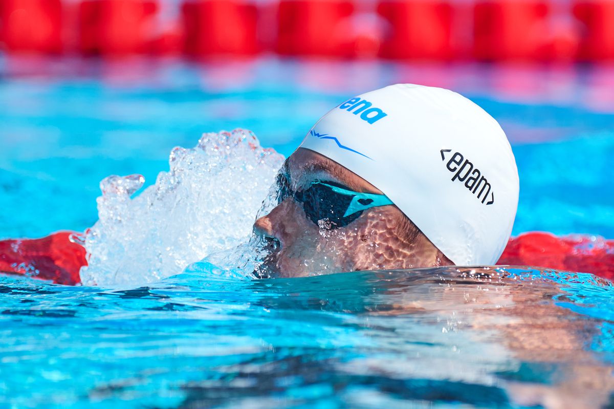 David Popovici s-a calificat în semifinale cu cel mai bun timp la 100 m liber