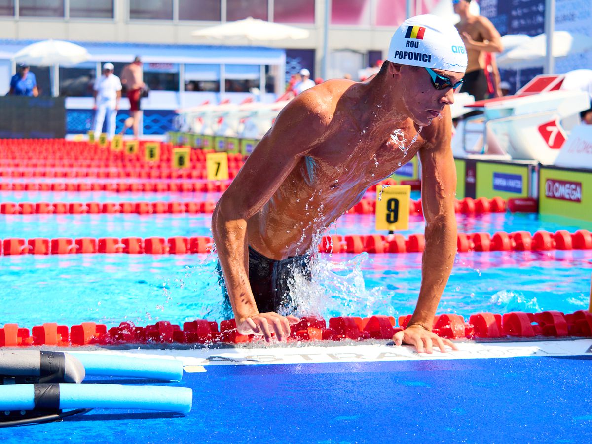 David Popovici s-a calificat în semifinale cu cel mai bun timp la 100 m liber