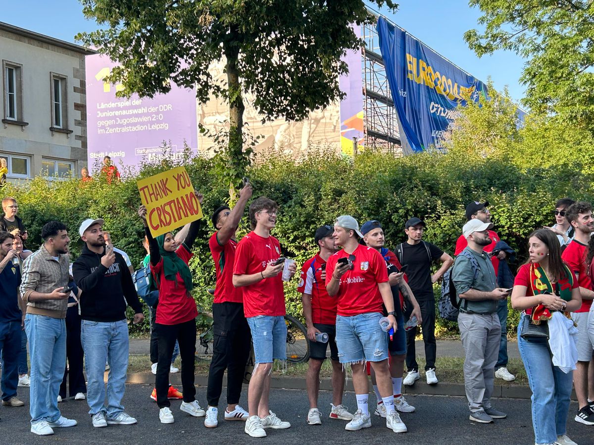 Cristiano-mania la Leipzig! Imagini spectaculoase: „Ronaldo, Ronaldo” a răsunat în preajma stadionului