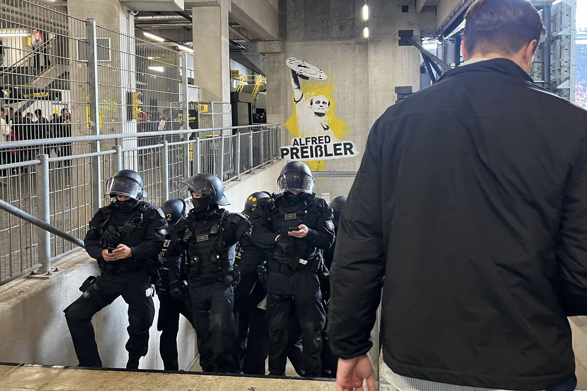 Bătaie generală între fani la Turcia - Georgia » Primele violențe pe un stadion de la EURO 2024