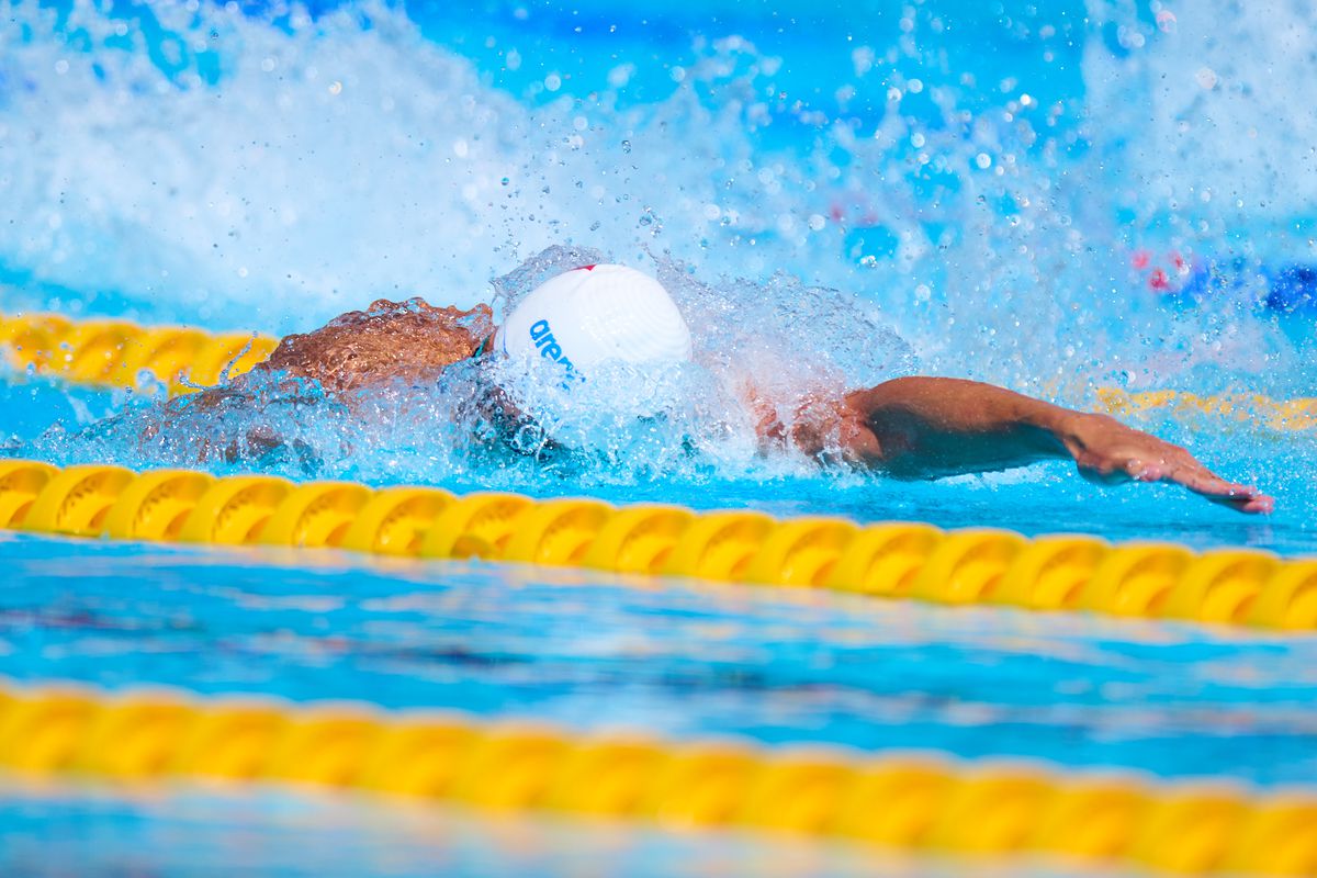 David Popovici s-a calificat cu primul timp în finala probei de 100 metri liber la Campionatele Europene de la Belgrad