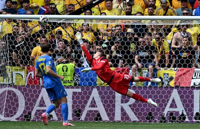 „Racheta” lui Nicolae Stanciu din meciul cu Ucraina candidează la golul primei etape a grupelor Euro 2024. Cu cine concurează reușita căpitanului României!