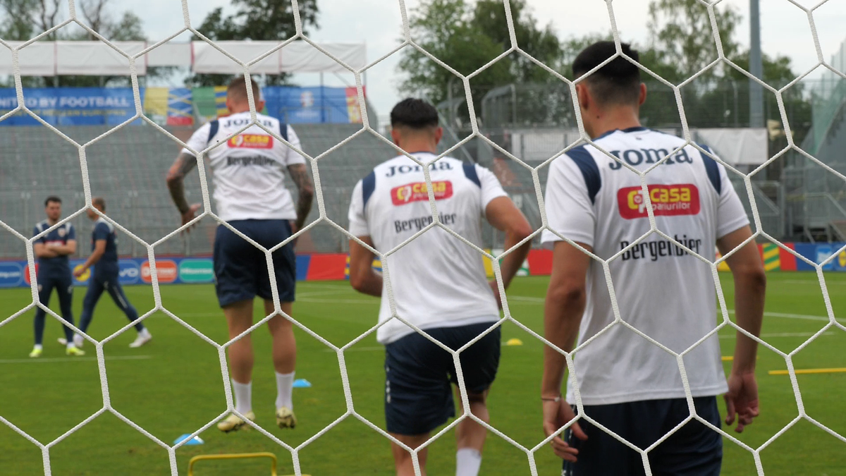 Antrenament în formulă restrânsă și pe caniculă în Germania » Cum s-au pregătit „tricolorii” după primul meci la EURO