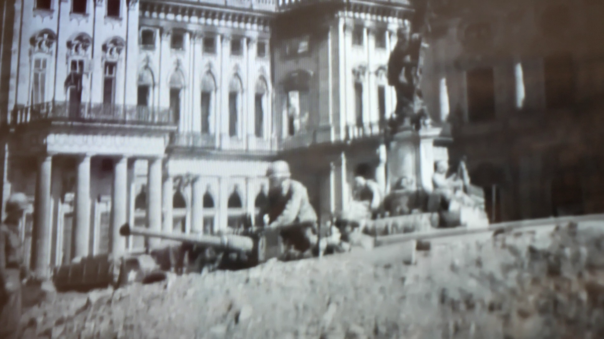 Pe urmele lui Napoleon » Dormitorul lui Bonaparte din palatul somptuos din Wurzburg, păstrat în starea lui originală