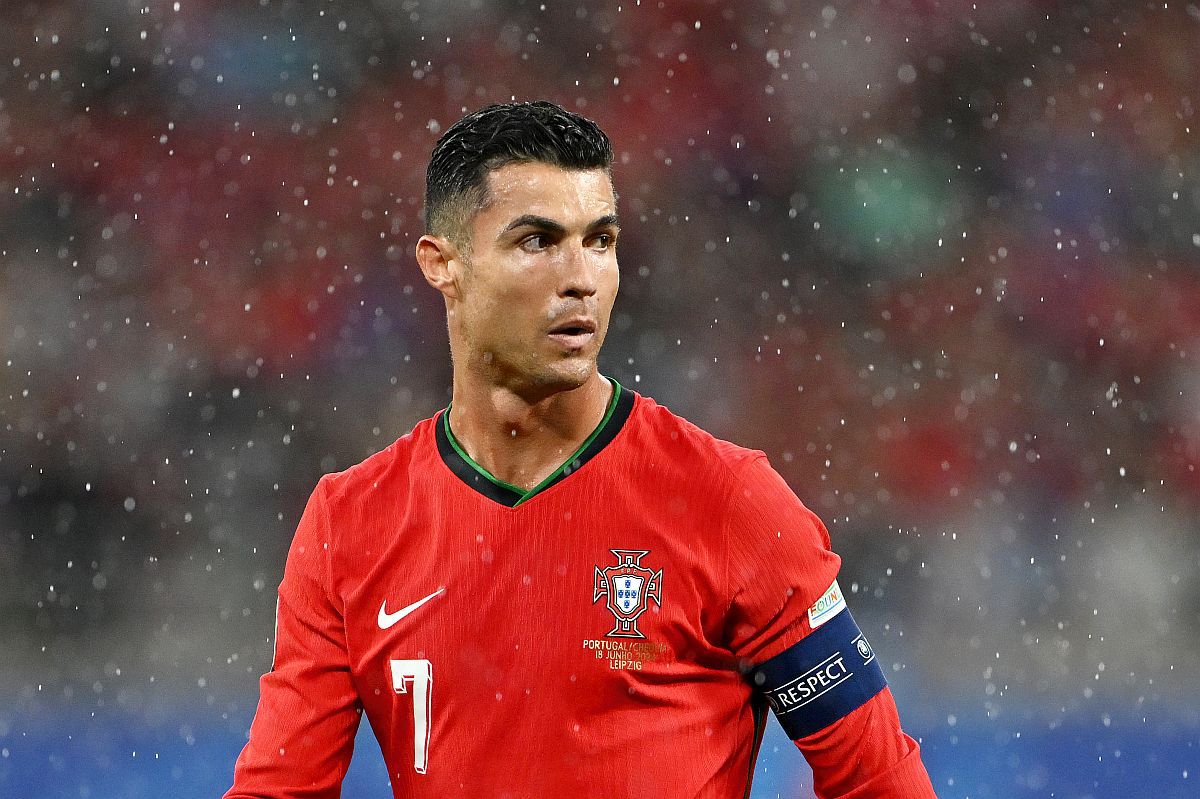 I-au citit pe buze » Cristiano a spus un cuvânt în arabă înaintea executării loviturii libere în brațele portarului