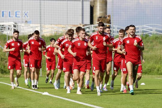 Sepsi s-a reunit sub comanda lui Ovidiu Burcă/ foto: Facebook @Sepsi OSK
