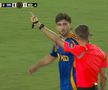 Arbitrul Clement Turpin a acordat corner după ce portarul lui Mamelodi Sundowns a depășit 8 secunde cu mingea în brațe / Foto: DAZN