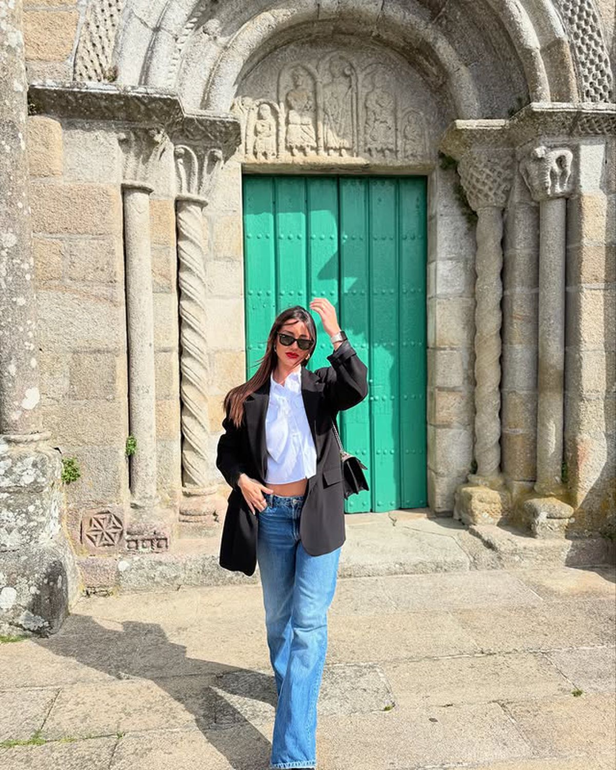 Modelul care a avut o relație cu Yamal rupe tăcerea: „Agentul are un calendar de fete pentru el”