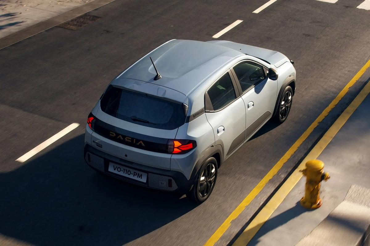 Cum se va numi noua Dacia electrică » Surpriza la care nimeni nu se aștepta!