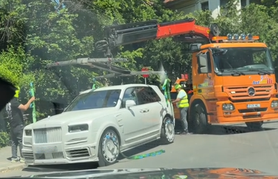 I-au ridicat Rolls-ul lui Mirel Rădoi » Imaginile cu mașina de 700.000 de euro s-au viralizat: „Îmi pare rău, băietu'!”