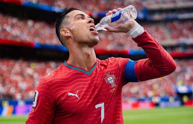 Nici congolezii nu l-au menajat pe Ronaldo: „Messi! Messi! Messi!” » Jignire supremă: „E bătrân”