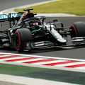 Lewis Hamilton rulând în calificări pe circuitul maghiar Foto Guliver/GettyImages
