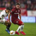 Adi Păun, mijlocașul campioanei en-titre, a fost depistat pozitiv cu COVID-19. foto: Guliver/Getty Images