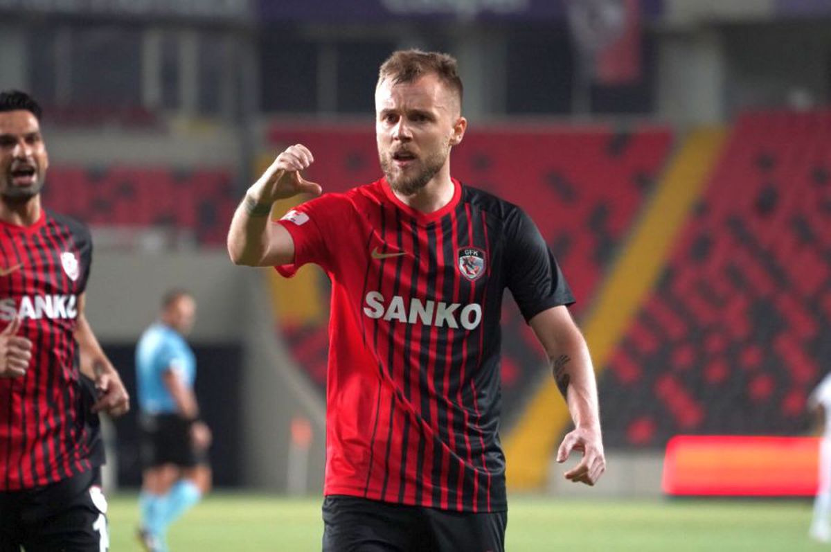 Viitorul lui Alex Maxim a fost decis! Anunțul lui Marius Șumudică: „Va fi în vederile lui Mirel Rădoi”