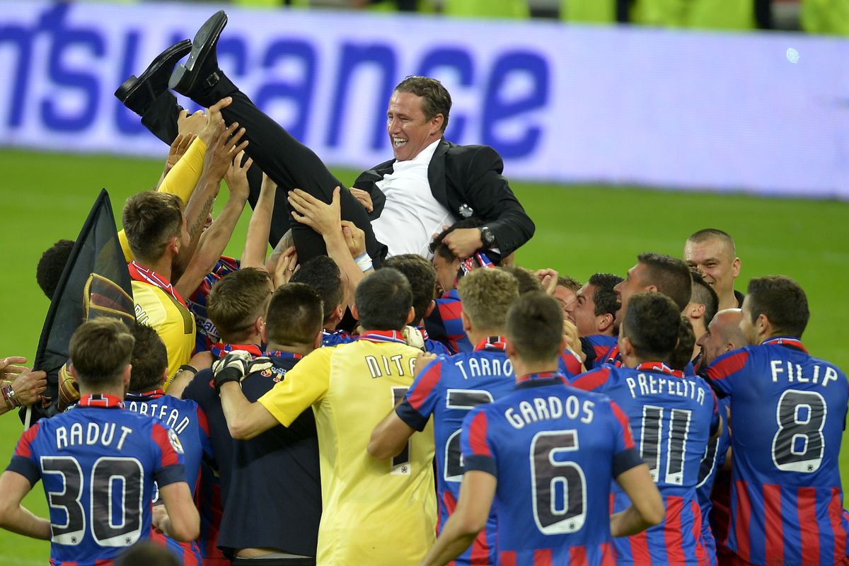 Se pregătește mutarea „bombă” în Liga 1! Laurențiu Reghecampf vrea să se întoarcă la FCSB