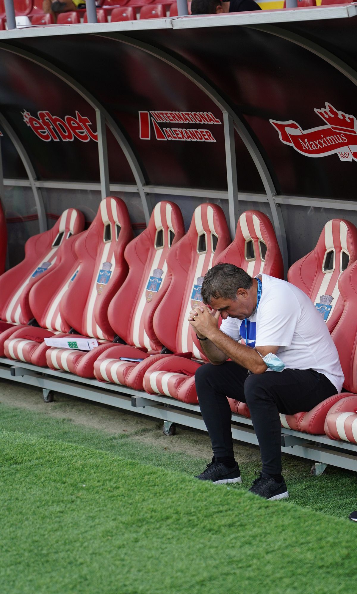 UTA - Farul // Liga 1, 2020-2021, sezon regulat, tur