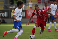 UTA - Farul 0-0 » Mai multă luptă decât fotbal » Echipa lui Hagi a jucat în 9 pe final