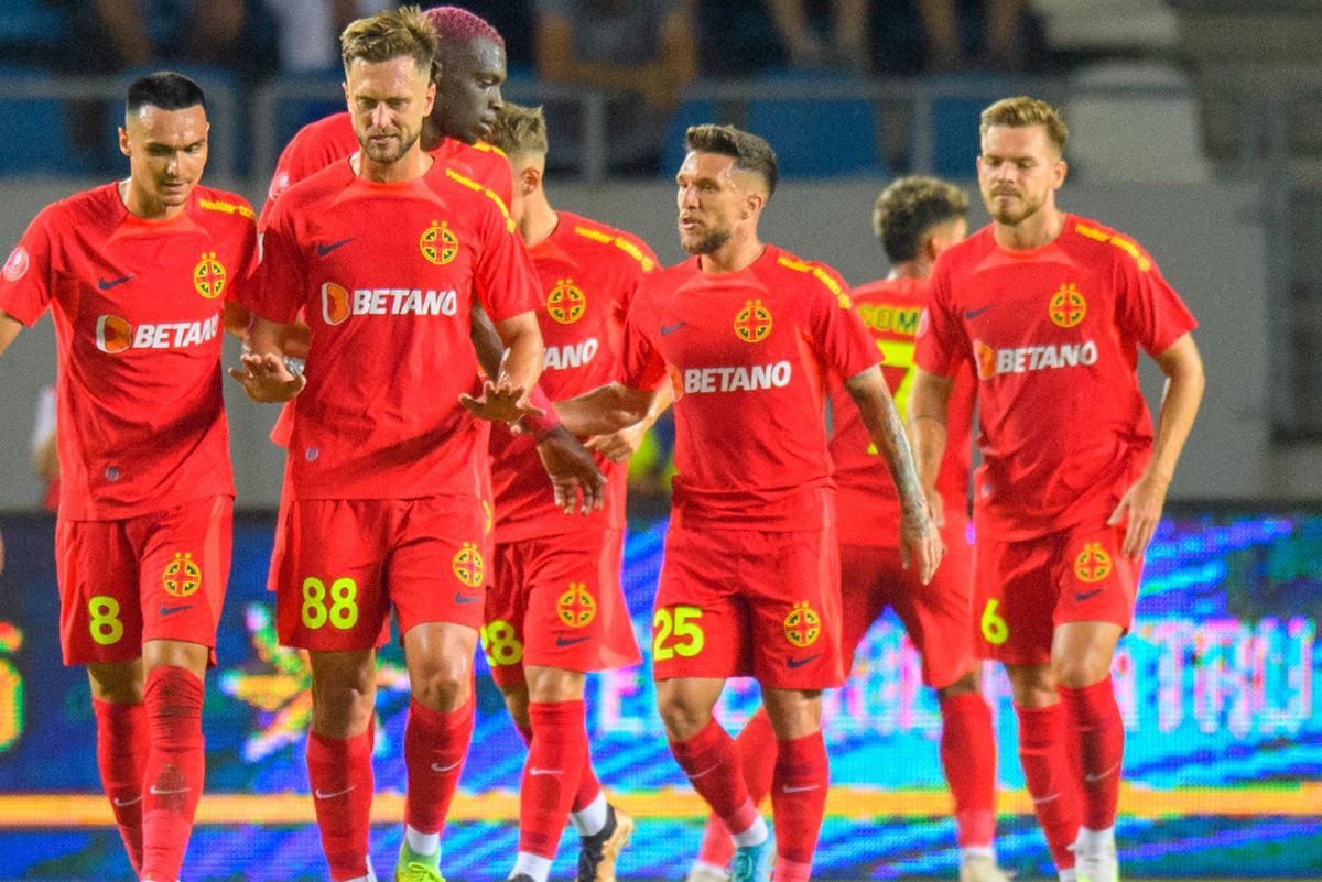 FCSB chiar a dat lovitura în mercato » Prima concluzie a campionatului: roș-albaștrii au un nou lider