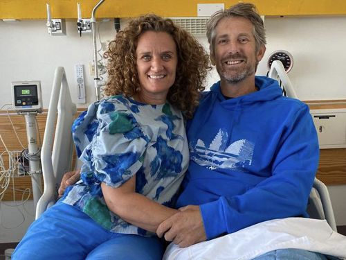 Edwin van der Sar se simte mai bine și a postat pe Instagram o poză din spital