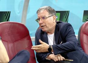 Vandalism la negocieri: Argăseală a fost atacat de suporterii Stelei!