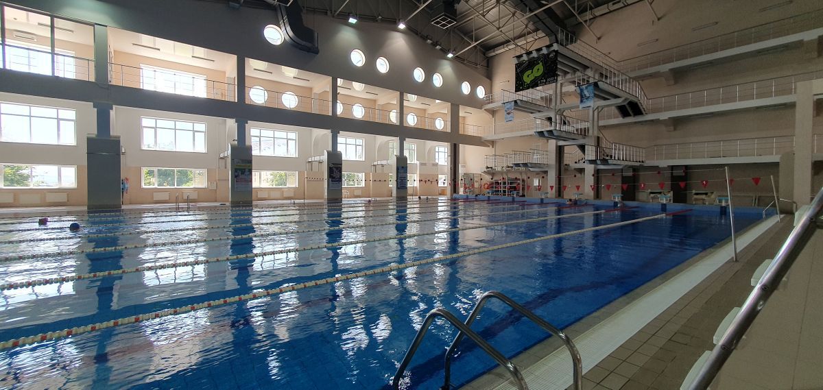 Bază de 5 stele admirată de Hagi și amintiri cu Borcea „spartanul”: „A auzit că sticla de cognac costă 100 de euro, a comandat o ladă!”