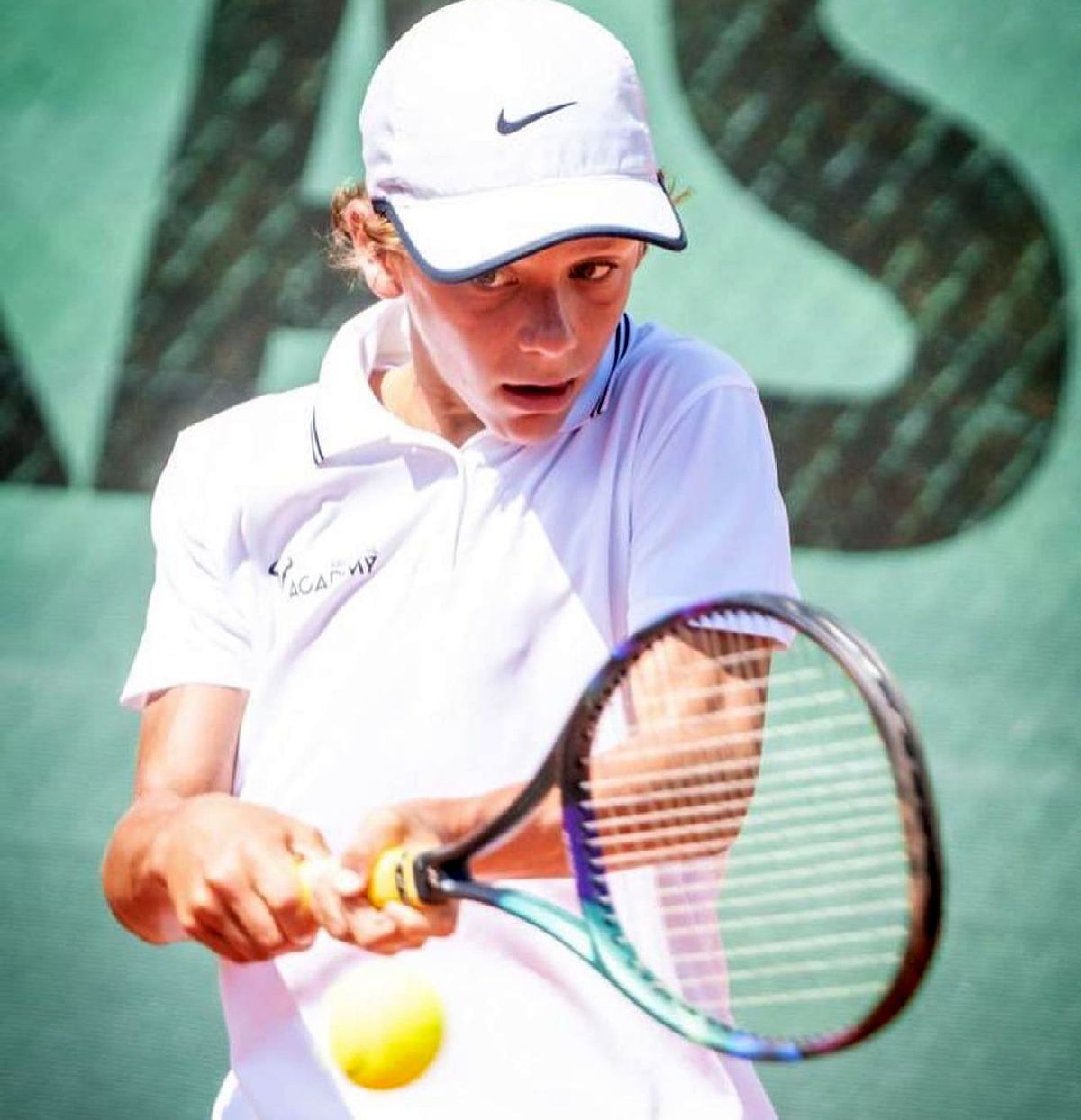 Românul care a jucat la Wimbledon studiază la academia lui Nadal și are un singur vis » Interviu amplu: „Aici, școala e bazată mai mult pe logică. La noi, doar pe memorare” + cum l-a dezamăgit România