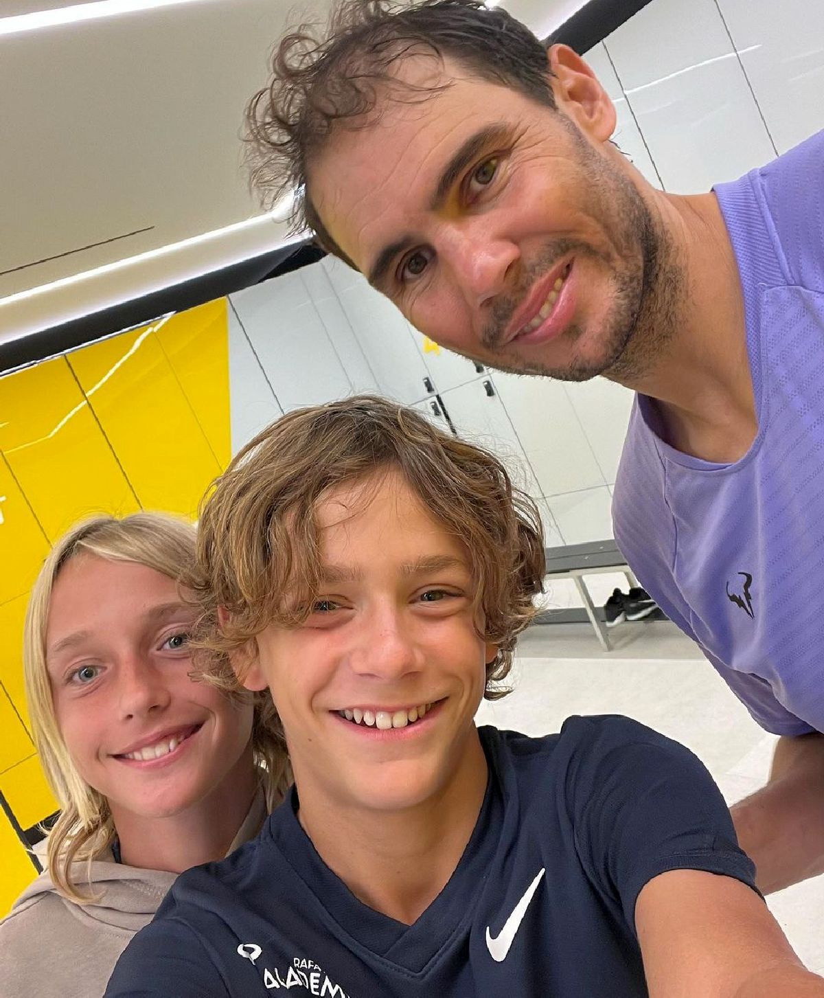 Românul care a jucat la Wimbledon studiază la academia lui Nadal și are un singur vis » Interviu amplu: „Aici, școala e bazată mai mult pe logică. La noi, doar pe memorare” + cum l-a dezamăgit România