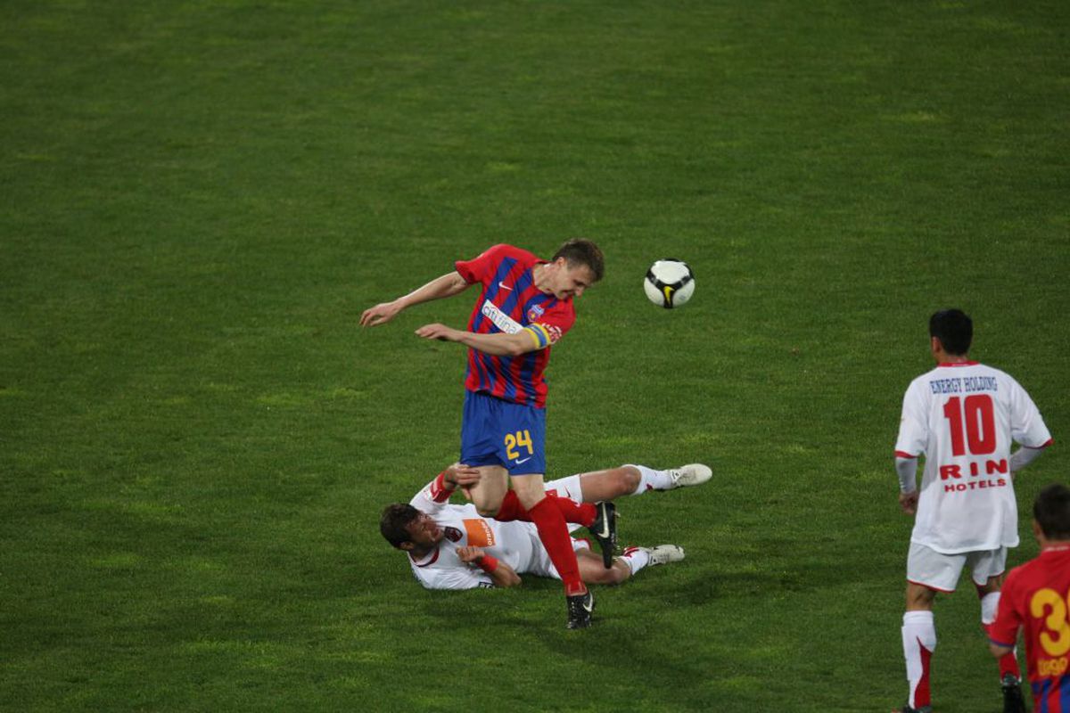 FCSB - Dinamo în Ghencea » O umilință istorică și 50 de imagini de colecție