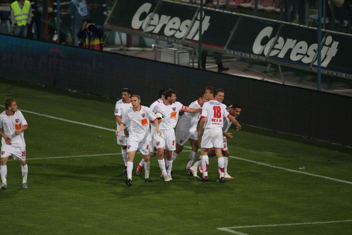 FCSB - Dinamo în Ghencea » O umilință istorică și 50 de imagini de colecție