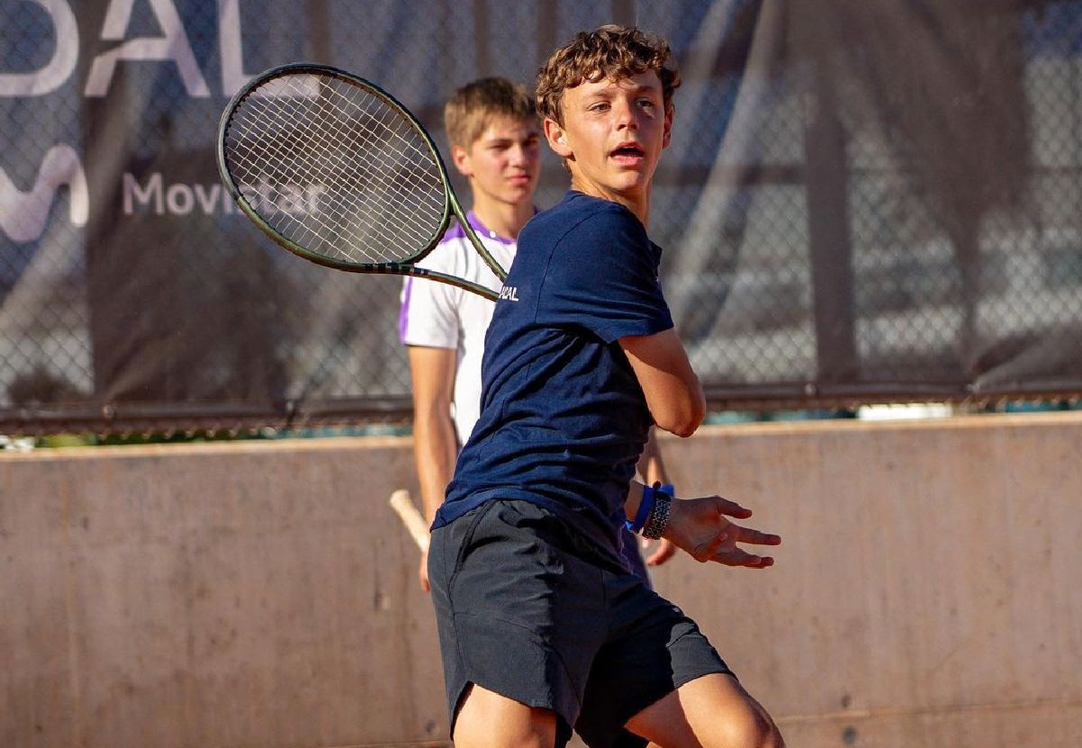 Românul care a jucat la Wimbledon studiază la academia lui Nadal și are un singur vis » Interviu amplu: „Aici, școala e bazată mai mult pe logică. La noi, doar pe memorare” + cum l-a dezamăgit România