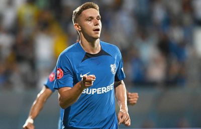 Cu ce salariu l-a convins CFR Cluj pe Louis Munteanu. Avem detaliile de la negocierile finale